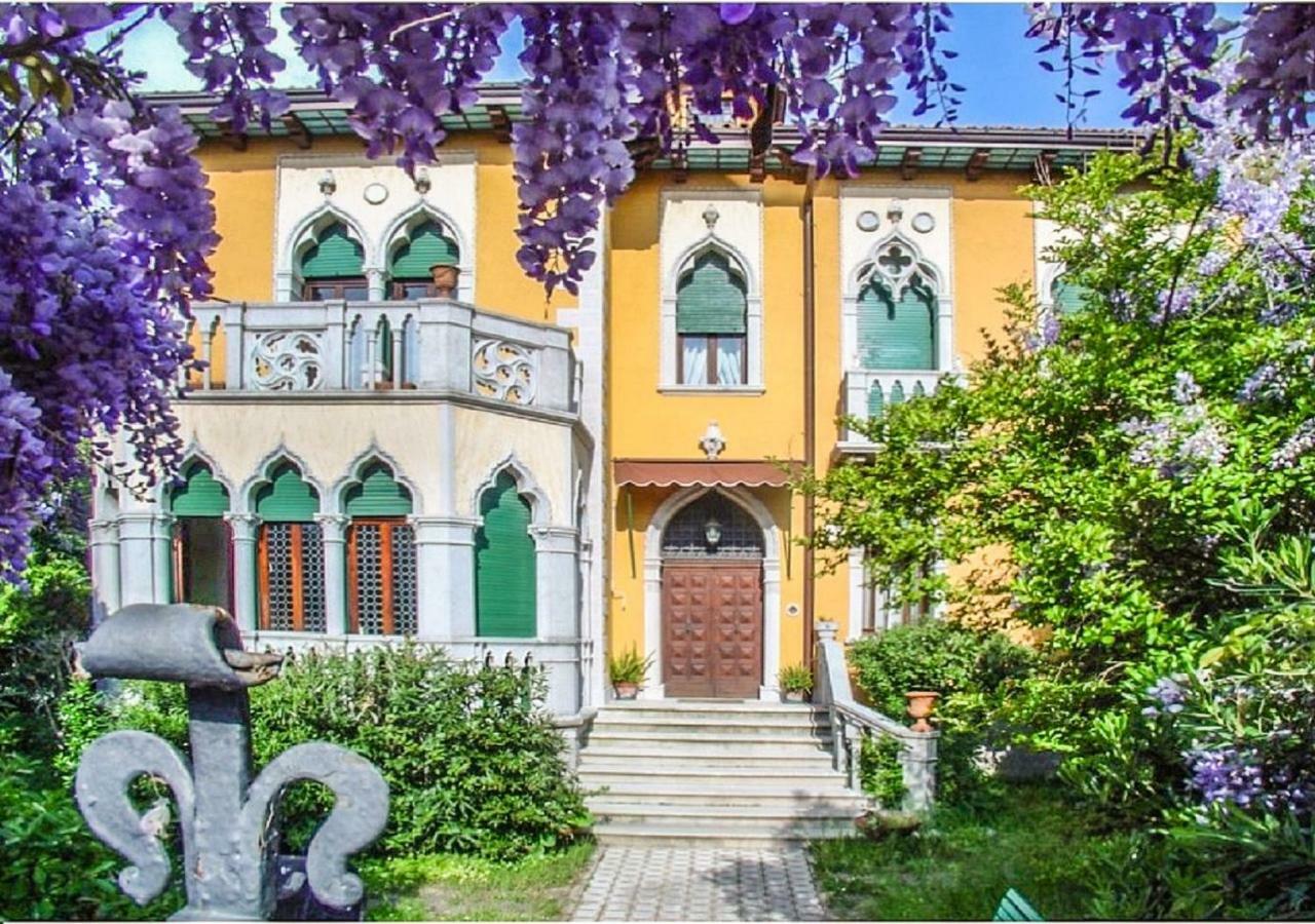 Villa Corrado Venedig-Lido Exteriör bild